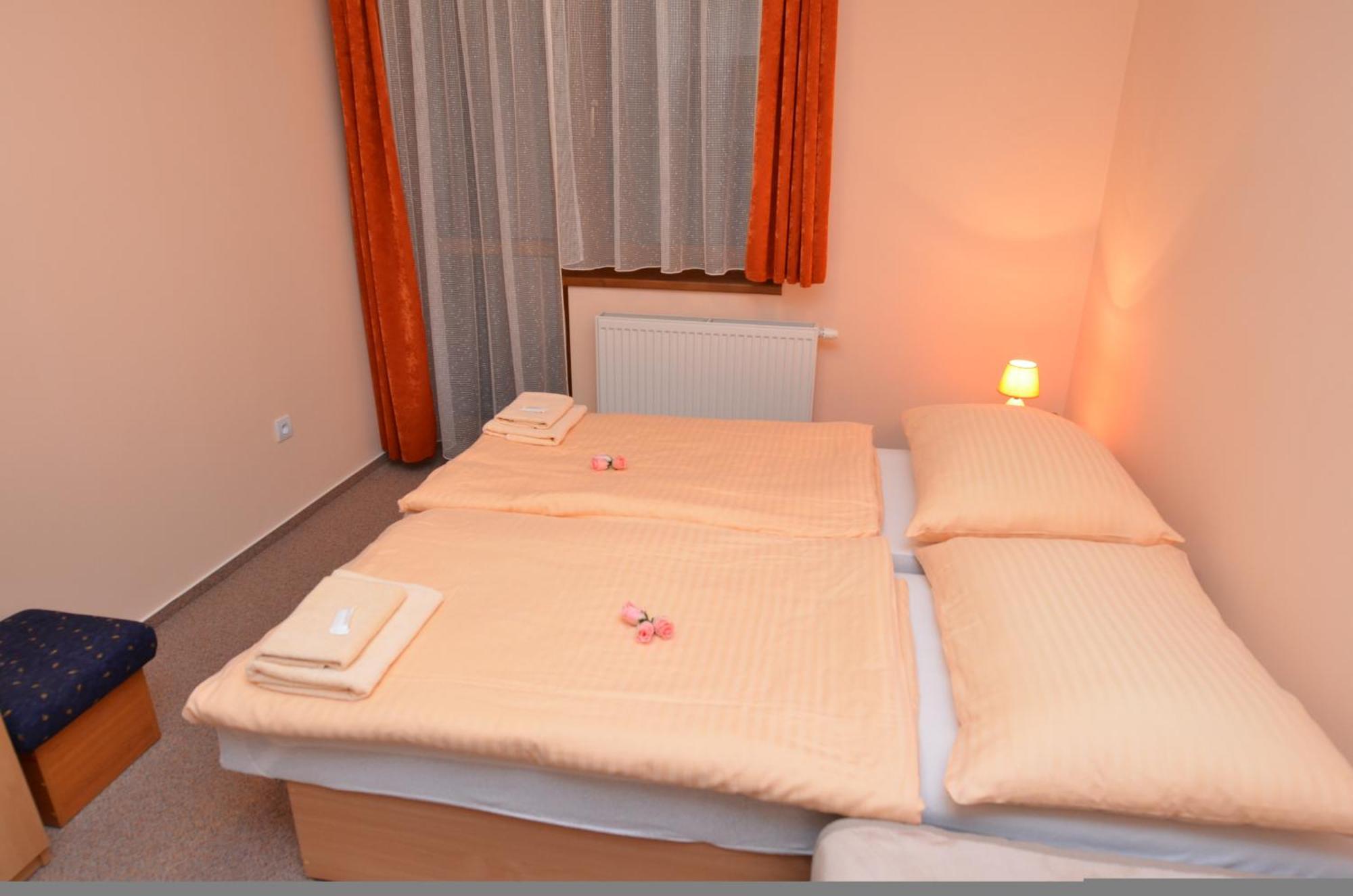 Apartmany Broma Liptovsky Mikulas Ngoại thất bức ảnh